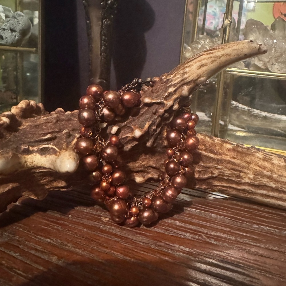 Fresh water pearls and swarovski crystal bracelet